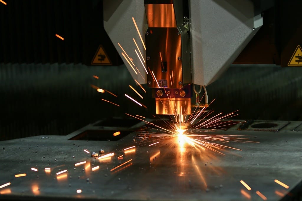 10 ways to cut stainless steel sheet