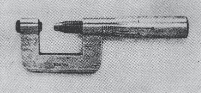 The Palmer micrometer on display at the International Fair in Pari