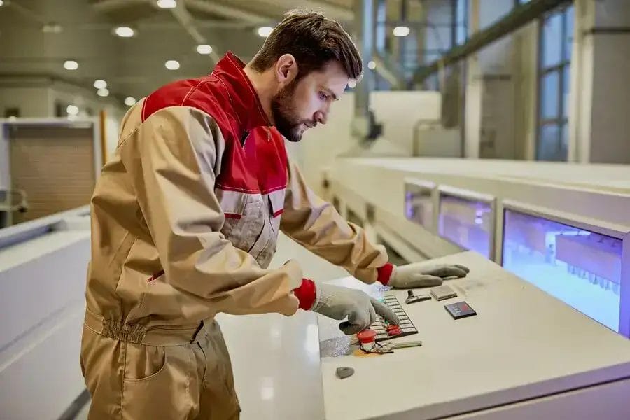 Как выбрать поставщика 5-осевой обработки с ЧПУ